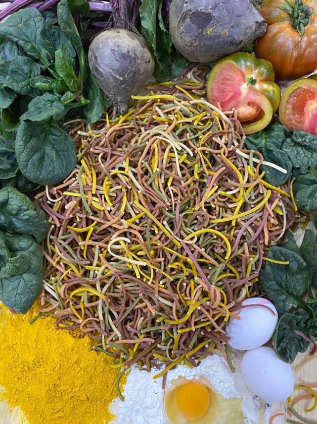 SEBZELİ ERİŞTE 1KG - 2